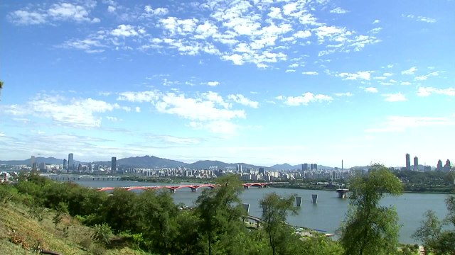 [날씨] 오늘 완연한 가을 날씨...내일 낮까지 중서부 비 조금 / YTN