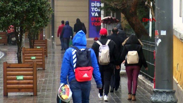 İstanbul’da sağanak yağış başladı! Sıcaklık kaç dereceye düşecek? Yağış ne kadar sürecek?
