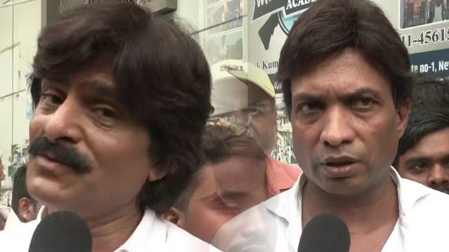 Raju Srivastav Funeral पर Sunil Pal, Ahsaan Qureshi ने रोते हुए दिया Tribute। Boldsky *Entertainment