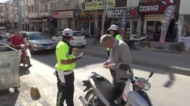 Afyon haberleri: AFYONKARAHİSAR - Sandıklı'da motosiklet denetimi yapıldı