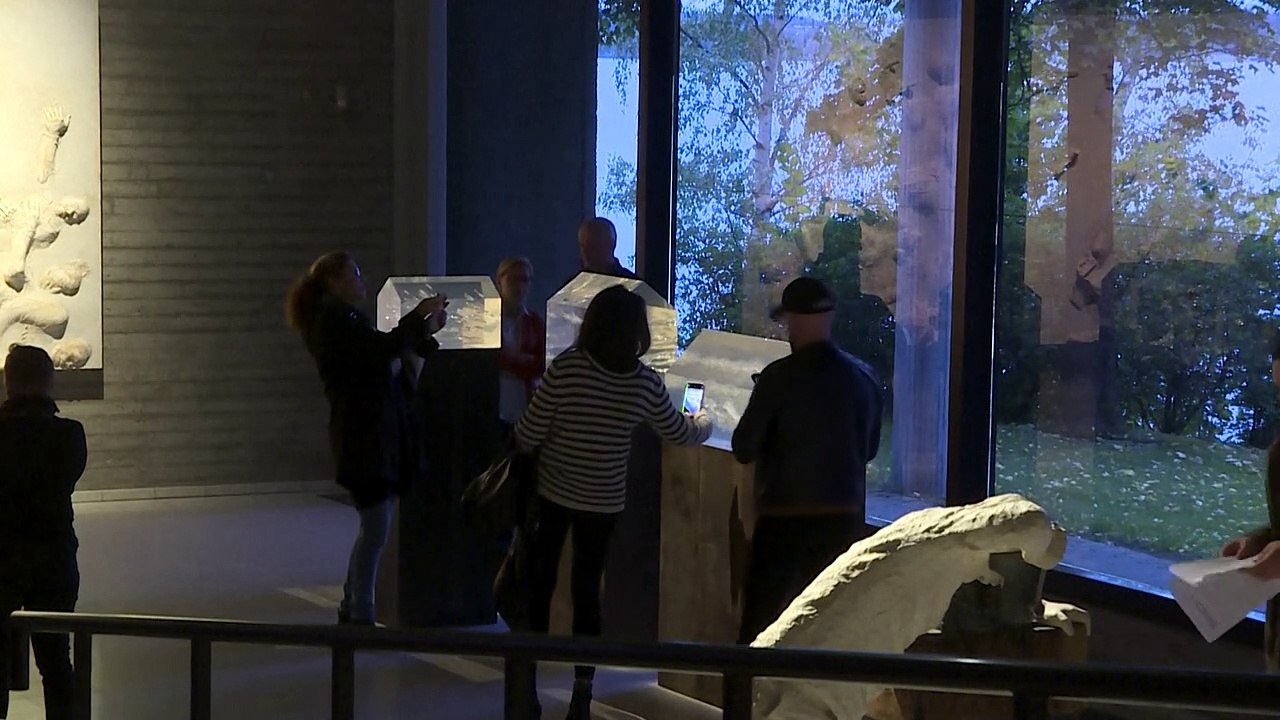 Brad Pitt geht unter die Bildhauer