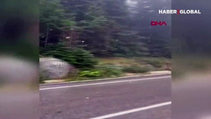 5 dakika sürdü... Uludağ’a mevsimin ilk karı yağdı