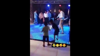 दुनिया में बेवकूफ लोगों की कोई कमी नहीं है Top 15 Most Stupid People Caught on Camera funny 2022