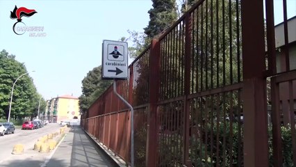 Corsico, furto di furgoni: la banda ripresa dalle telecamere