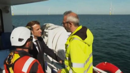 Download Video: Energia, Macron inaugura un parco eolico offshore a Saint-Nazaire