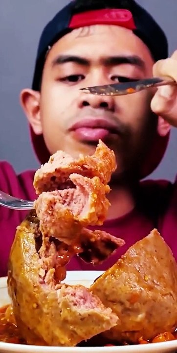 NGELIHAT TANBOY KUN MAKAN BAKSO JUMBO LANGSUNG BIKIN NGILER‼️