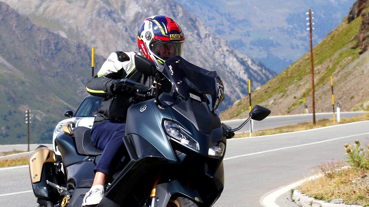 T MAX 560 TECH MAX 2022 GO PRO WORKING FAST