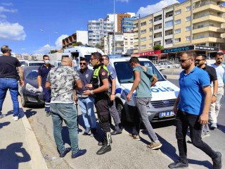 Son dakika haber... Yol verme tartışması kavgaya dönüştü: 3 yaralı