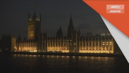 Kemangkatan Ratu | Ribuan beri penghormatan di Westminster Hall