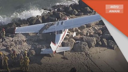 Masalah Enjin | Pesawat kecil mendarat cemas di tepi Pantai Ventura