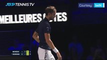 Medvedev mocks Moselle fans after being booed against Wawrinka
