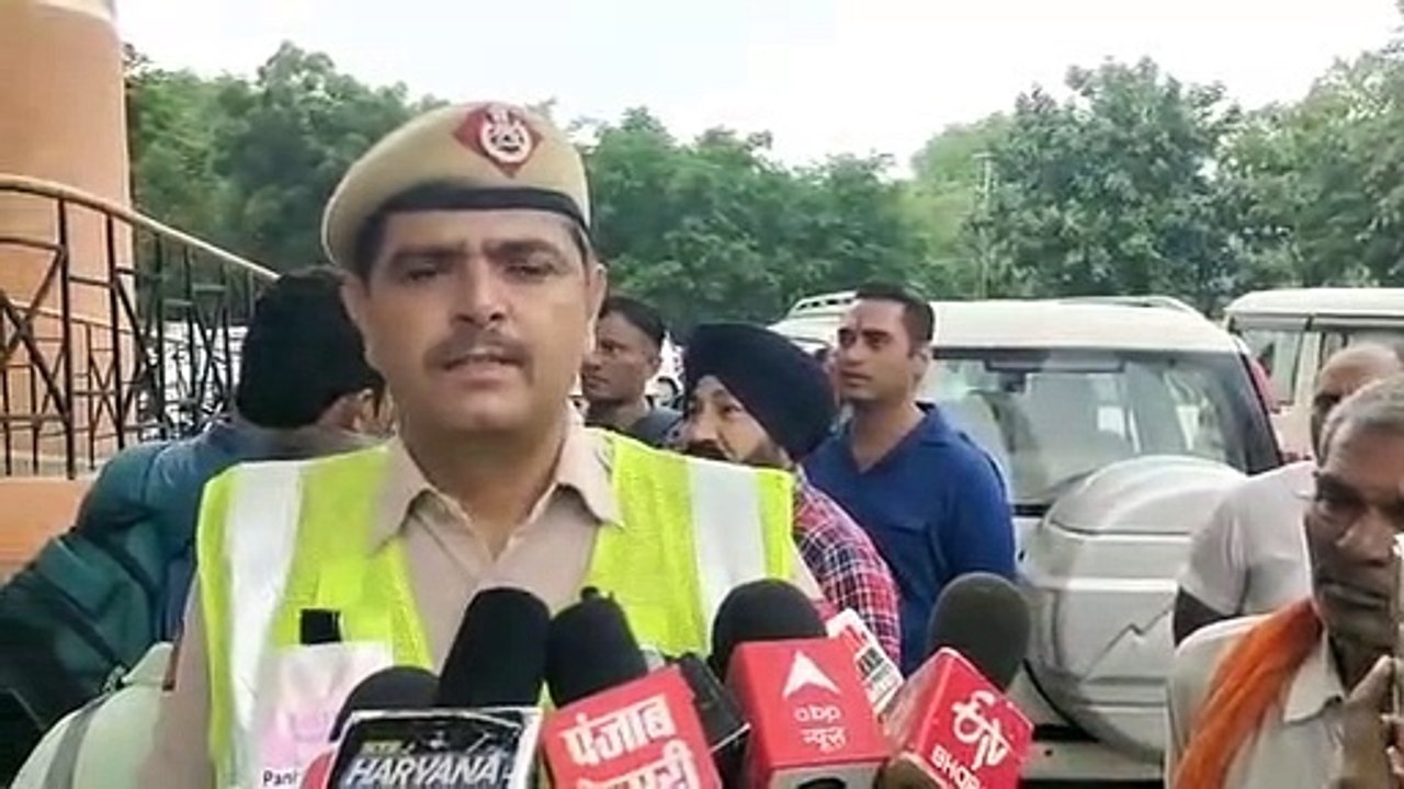 जब पुलिस ही अपराधी की मदद करने लगेगी तो समाज कैसे सुखी रह सकता है?