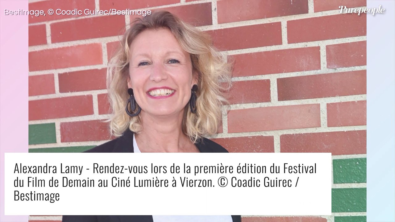 "C'était super dur" : Alexandra Lamy cash sur la naissance de sa fille et les conséquences sur sa carrière