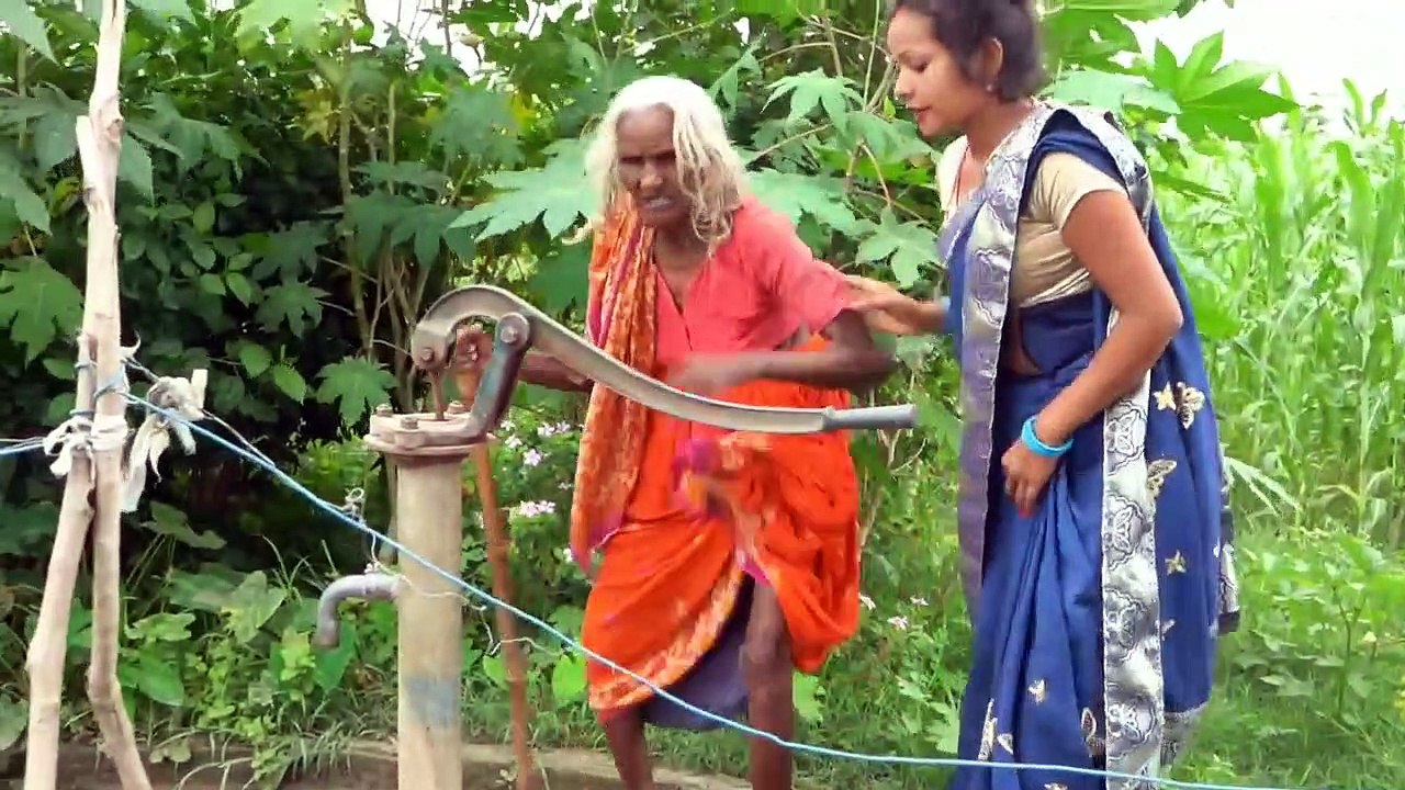 बूढ़ी सास से इतना घिनवाना व्यवहार आपने नही देखा होगा, माँ की ममता, पैसों की क़िल्लत, नई सैड स्टोरी