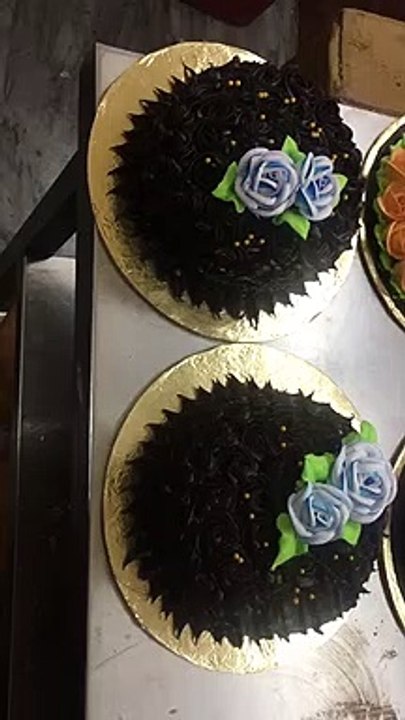 Cakes well