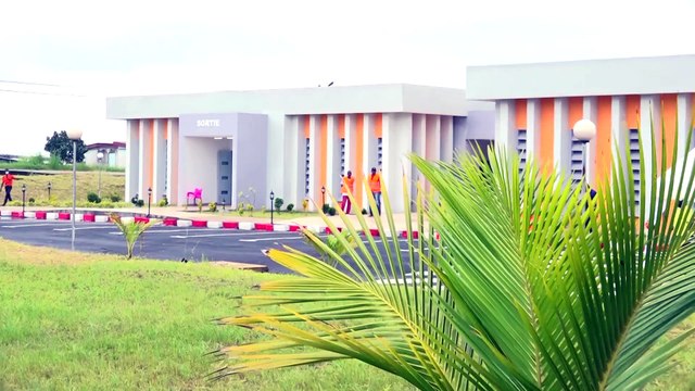 le Ministre de l’Enseignement supérieur répond aux préoccupations des internautes relatives aux réformes engagées par son département