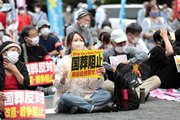 Son dakika haberi... Japonya'da Abe için yapılacak resmi cenaze töreni protesto edildiHalk, kamu kaynaklarıyla resmi tören düzenlenmesine tepkili
