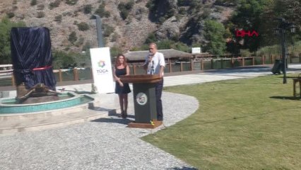 'CARETTALARIN ANNESİ KAPTAN JUNE' ANISINA YAPILAN ANIT AÇILDI