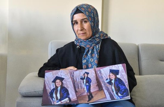 AYRILMAK İSTEYEN SEVGİLİSİNİ OTOMOBİLDE DARBEDİP 'ÖLÜM'E SÜRMÜŞ