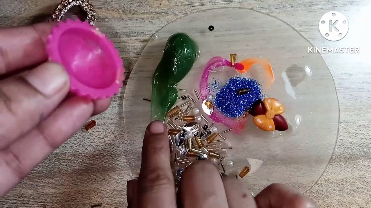 Red color makeup mixing into clear slime satisfying Asmr relaxing videos eyeshadow lipstick slime