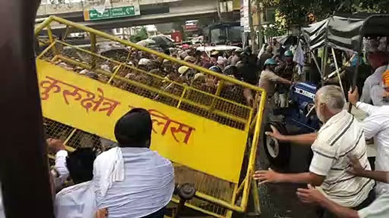 Haryana में किसानो ने किया नेशनल हाईवे 1 जाम | धान खरीदी न होने से  परेशान है किसान। हरियाणा जाम करने की दी चेतावनी