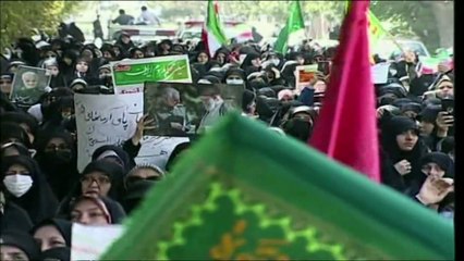 تظاهرات حاشدة في إيران دعما للحجاب