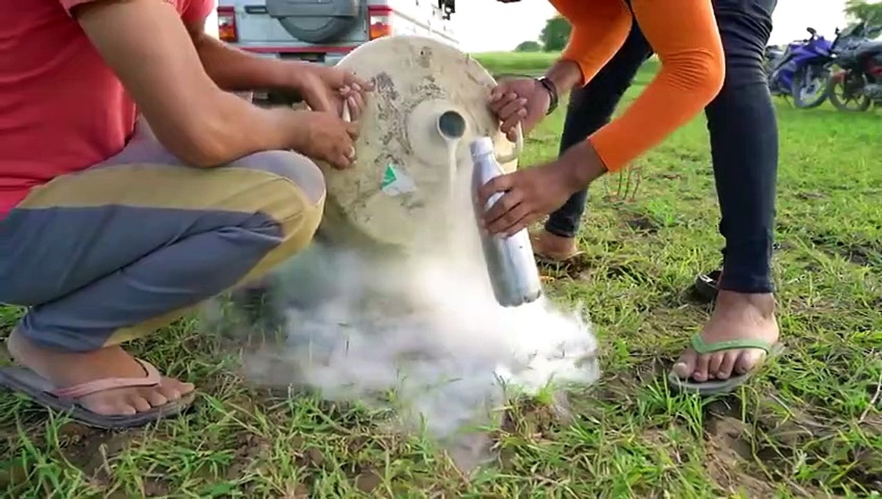 Testing NASA Rocket Fuel - असली रॉकेट ईधन ने मचाया धमाल(480P)