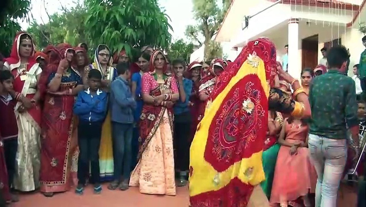 अमरा वाली हूर परी, कुछ कोनी इसके आगे, ठेके वाली गली में घर मेरे यार का