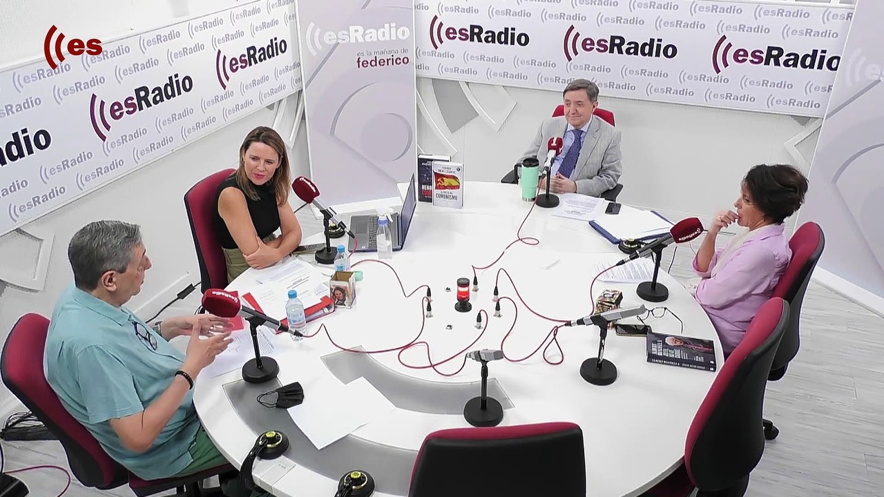 Por fin es viernes: 'Modelo 77', la última película de Alberto Rodríguez que "va a gustar mucho"