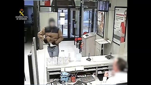 Detienen a un logroñés por atracos a bancos