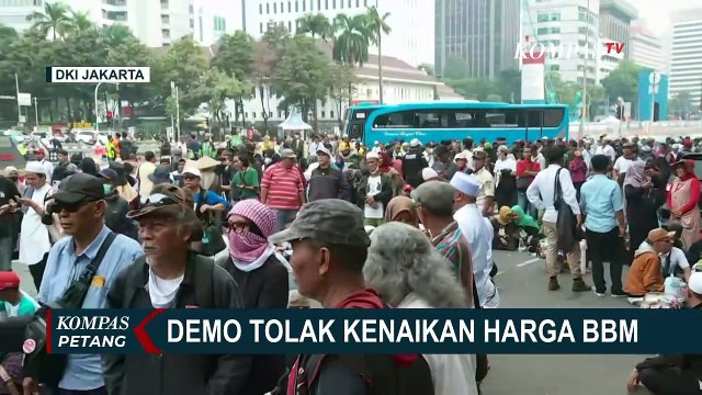 Gerakan Nasional Pembela Rakyat Gelar Aksi Unjuk Rasa Tolak Kenaikan Harga BBM di Jakarta Pusat