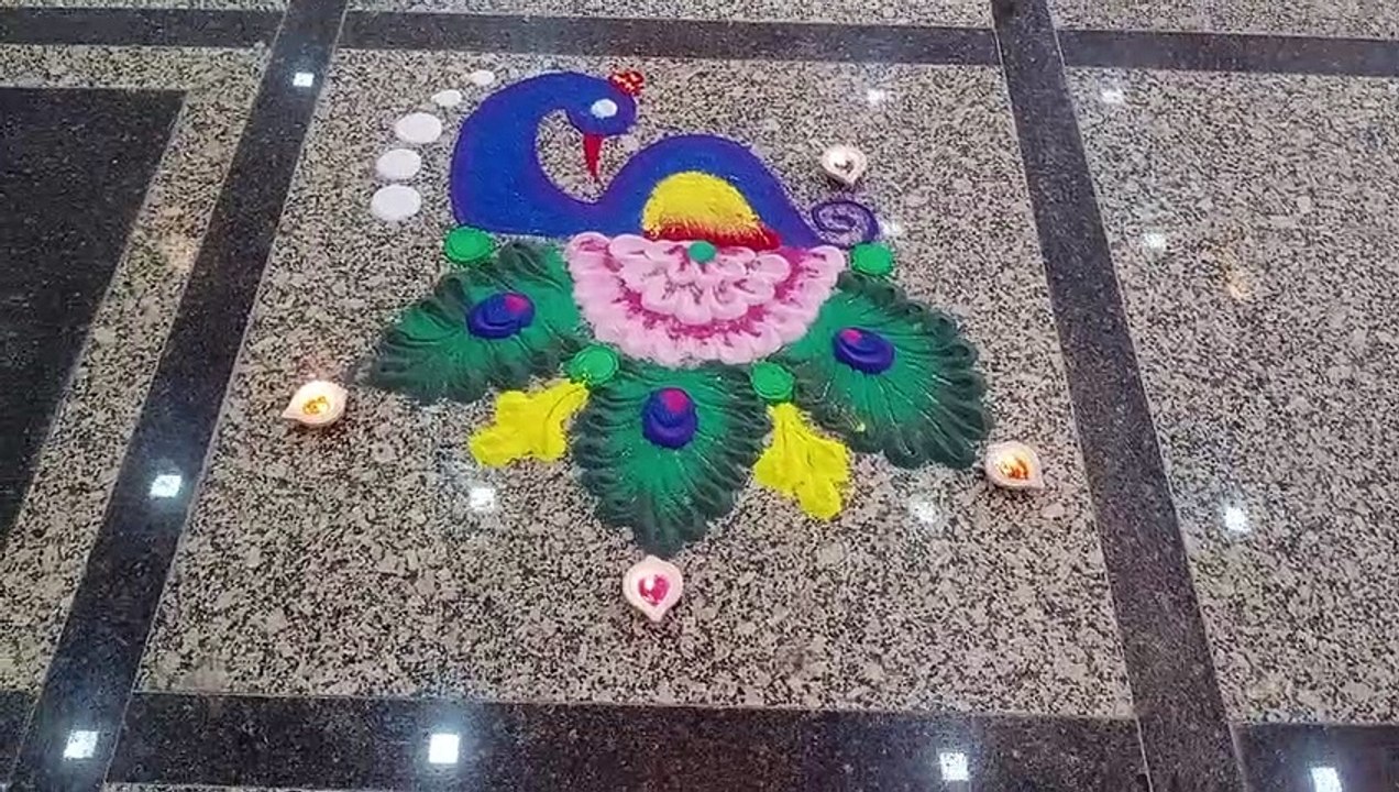 BARMER#रंगोली में मातृशक्ति ने दिखाया हुनर, हिमांशी व कोमल ने बनी विजेता