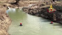 Maltempo Marche, ricerca dei due dispersi: sommozzatori al lavoro nel torrente Nevola