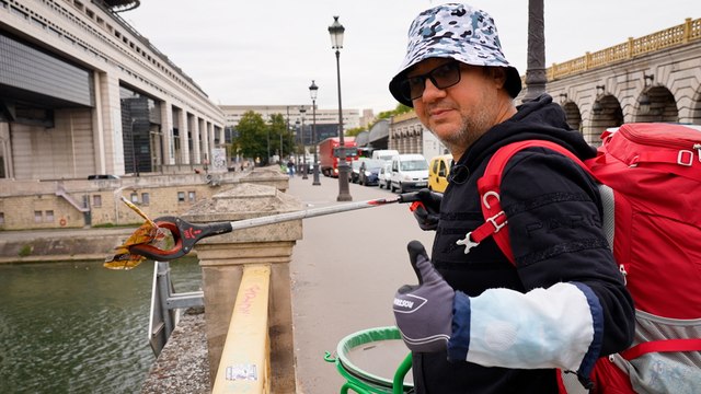 Ludovic, éboueur star de TikTok, a nettoyé 35 ponts de Paris sur ses jours de repos