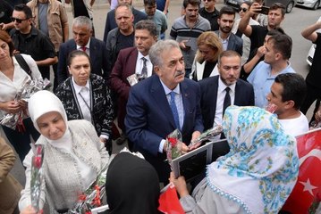 AK PARTİ'Lİ YAZICI TÜRKİYE'NİN HİÇBİR SORUNUNU KAPI ARKASI BIRAKMADIK