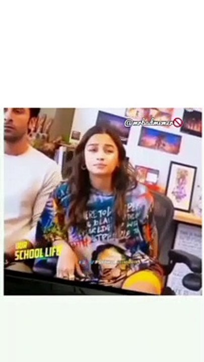 Dirty things done in interview by bollywood celebs #bollywood #lol