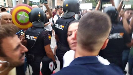 Macarena Olona, este viernes, a su llegada a la Universidad de Murcia para impartir una conferencia como abogada del Estado.