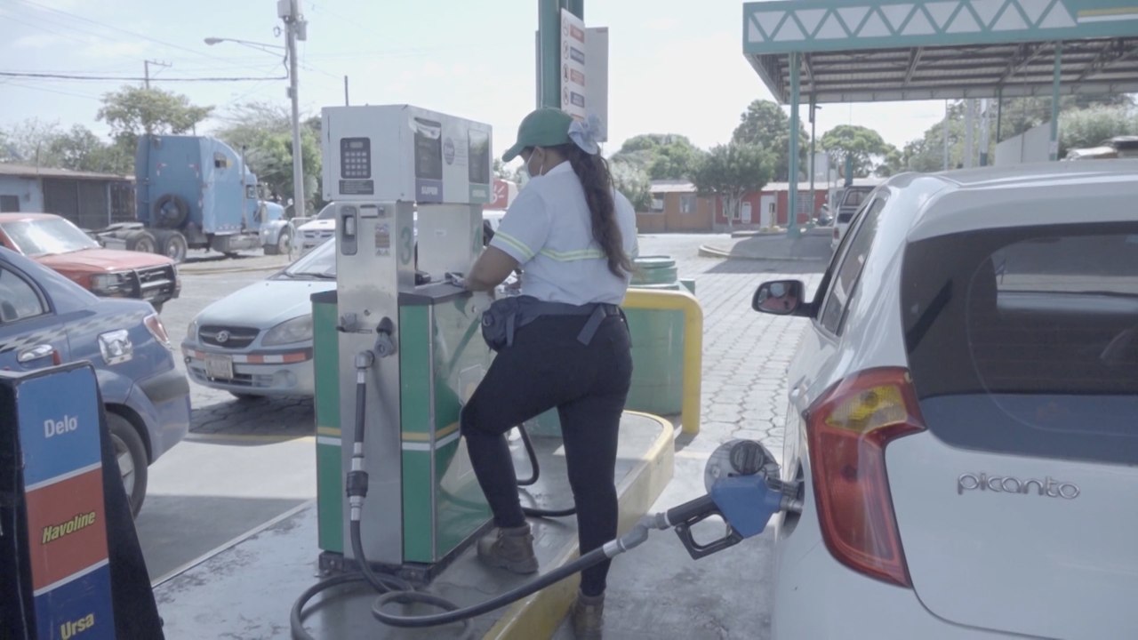 Continúan congelados los precios del combustible en Nicaragua