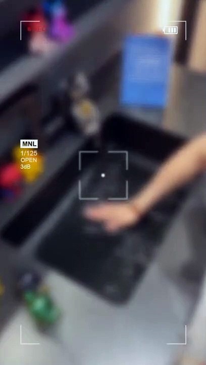 1664047852617