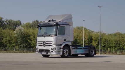 Mercedes-Benz eActros 300 tractor (without trailer) Design Preview