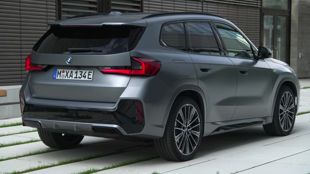 The new BMW iX1 xDrive30 Exterior Design