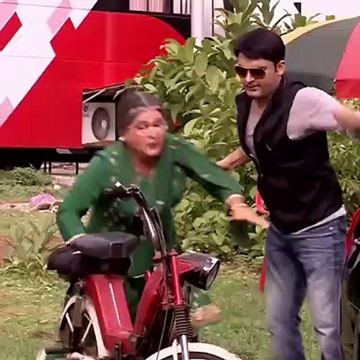 विराट कोहली कपिल को देखकर भाग गए