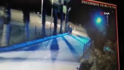 Mersin'de polis noktasına silahlı saldırı anı kamerada