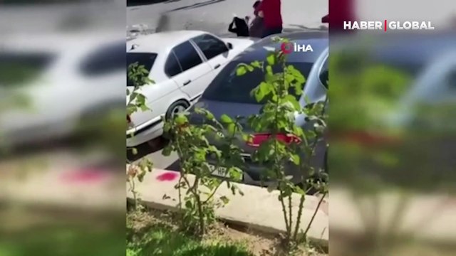 İzmir'de dehşet anları: Çocuklarını, üzerlerine benzin dökerek yakmaya kalkıştı