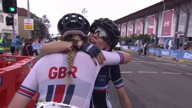 Championnats du Monde 2022 - Route - Juniors - Eglantine Rayer, en argent : C'est comme une victoire car je reviens de loin !