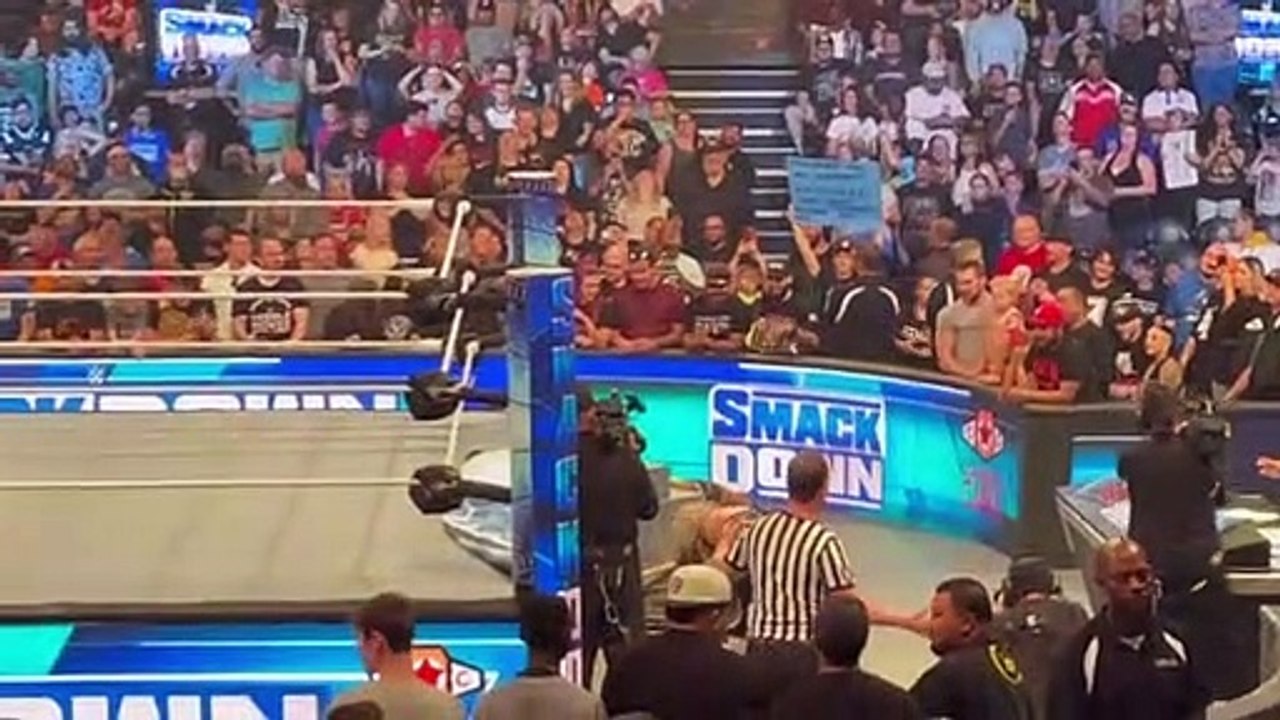 Liv Morgan Jumps Off Top Rope Through Table On Lacey Evans - WWE ...