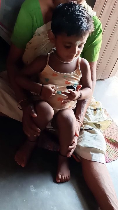 Viral সাদা সাদা কালা কালা গান OMG 22 months baby singing sada sada kala kala song