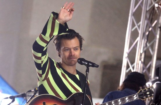 Harry Styles, Ed Sheeran and Ellie Goulding donate to Ukraine fundraiser