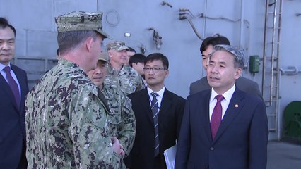 국방장관·연합사령관, 美 항모 방문...한미 연합방위태세 과시 / YTN