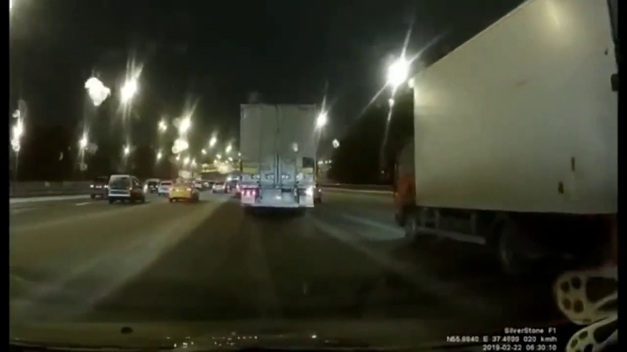 Idiots In Cars #9 Car Crashes , Road Rage, Karma and Expensive Fails !! kejadian yang kadang terjadi ketika kamu mengemudi I चीजें जो कभी-कभी होती हैं जब आप गाड़ी चला रहे होते हैं things that sometimes happen when you are driving